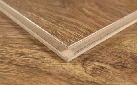 强化地板的甲醛含量会超标吗？如何区分板材优劣？